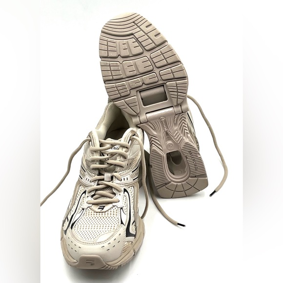 Balenciaga Beige X-Pander Sneakers - Picture 4 of 9